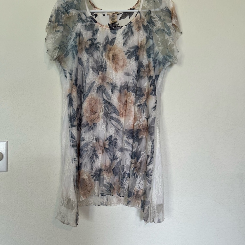 Brittany Black Floral Printed Mesh Lace Overlay Short Sleeve Shirt Size Large